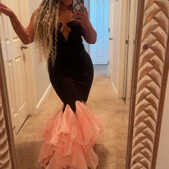 Rubina bandage mermaid maxi size medium Elegant Black and Pink Gown - Picture 3 of 5